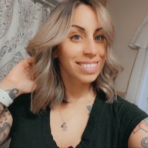 Meet your Posher, Nikki